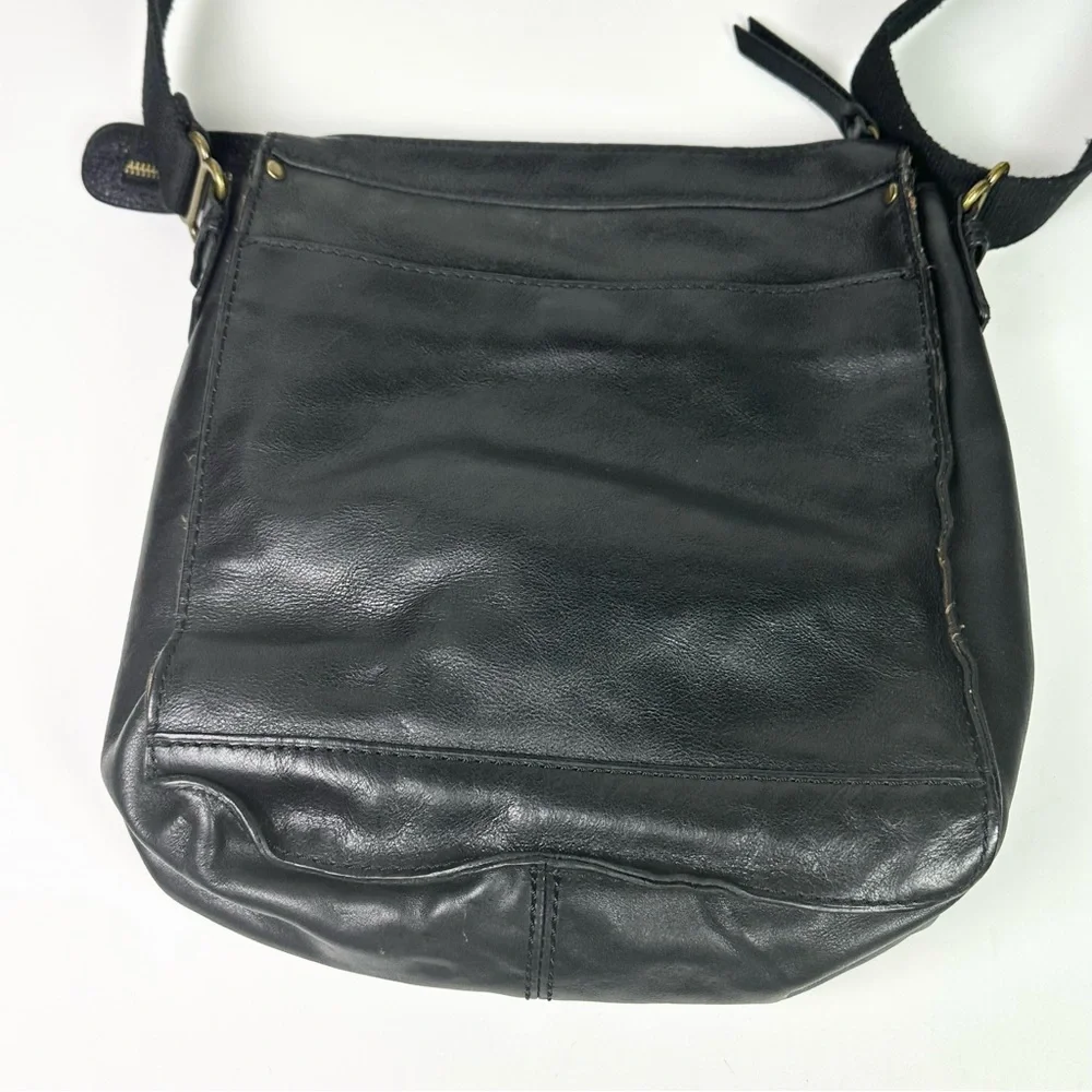 Patricia Nash Men’s Black Leather North / South Crossbody Bag